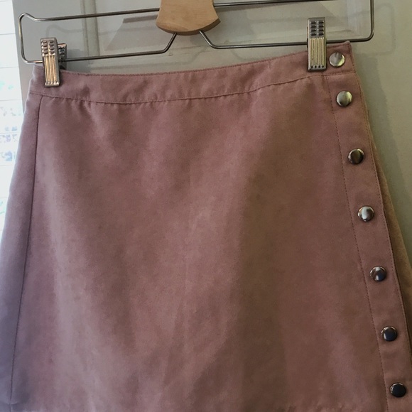 H&M Pink Suede Skirt - Picture 3 of 6